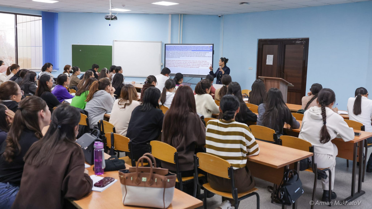  Арман Мухатов  - архив