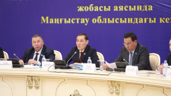 Фотография к новости: Қазақстан халқы Ассамблеясының делегациясы Маңғыстауға барды