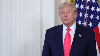 Фотография к новости: Инфляция мен Эпштейн ісі: Трамптың рейтингі күрт төмендеді