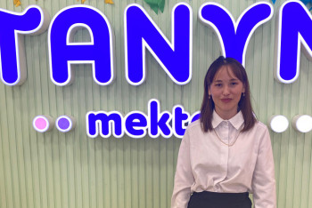 Фотография к новости: Бала жүрегіне шамшырақ жаққан жас ұстаз