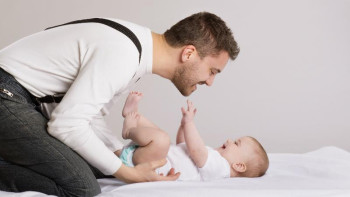 Фотография к новости: Әкелер де декреттегі уақыт үшін “стаж” жинай алады: Қазақстанда өзгеріс ұсынылды