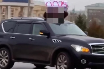 Фотография к новости: Қауіпті “хайп”: Оралда жол үстінде ережені өрескел бұзғандар жазаланды