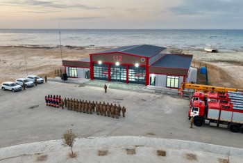Фотография к новости: ТЖМ басшысы Каспий теңізінің жағалауында жаңа өрт сөндіру-құтқару бөлімін ашты