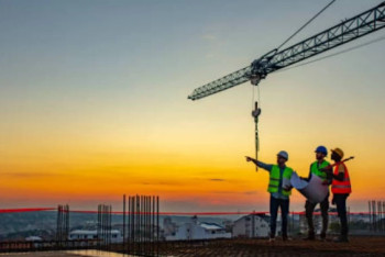 Астанада 3 құрылысшы бесінші қабаттан құлап кетті