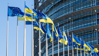 Фотография к новости: Еуропа Украина бойынша жаңа келісім жобасын әзірлеуге уақыт ұтуға тырысуда