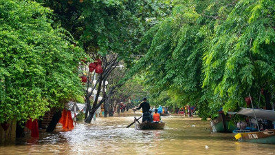 Вьетнамдағы су тасқынынан қаза тапқандар саны 90-ға жетті