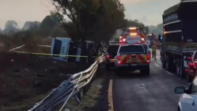 Мексиканың батысында туристік автобус аударылды