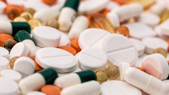 Фотография к новости: Антибиотикке тәуелді қоғам: төзімділік мәселесі неге ушығып барады?