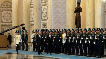 Фотография к новости: Тоқаев Ақордада Түрікменстан басшысын қарсы алды