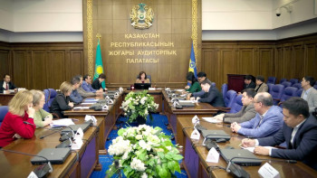 Фотография к новости: Білім саласына ЖИ енгізу бойынша жұмыс тобы құрылды