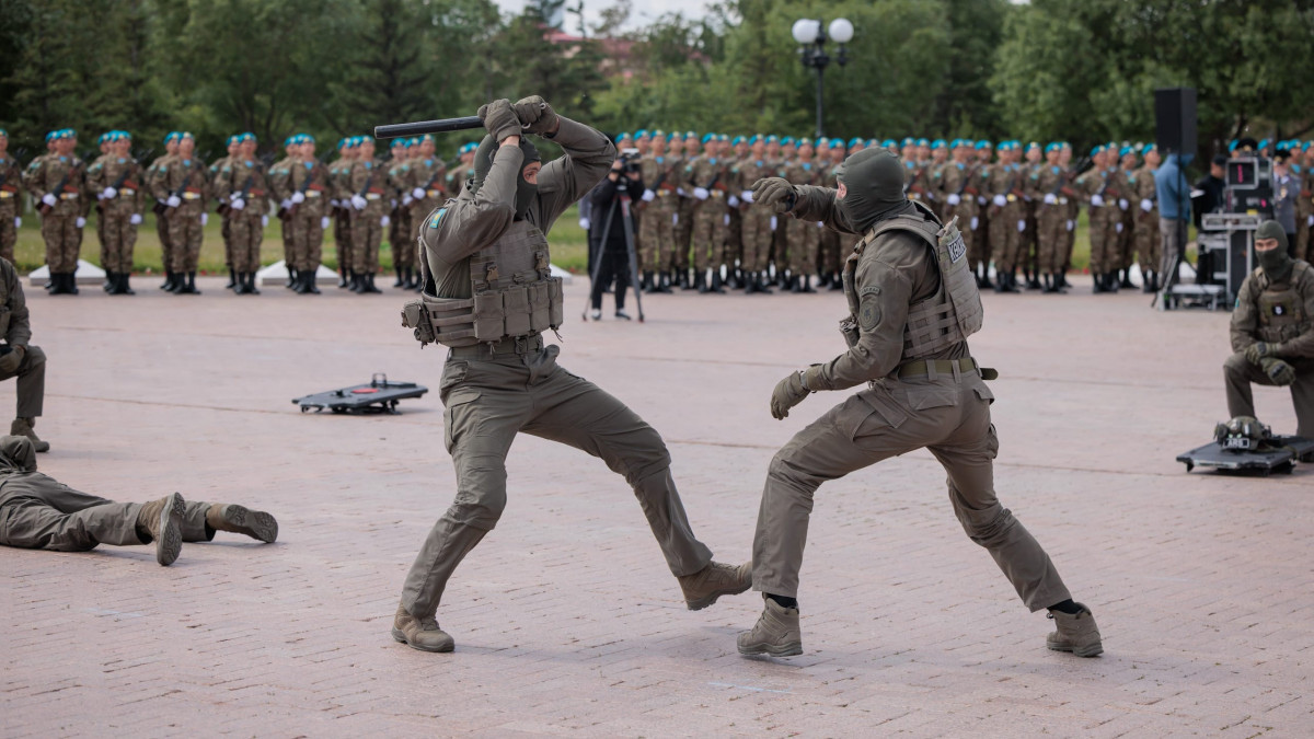  Артём Чурсинов  gov.kz