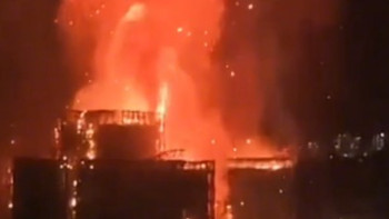 Фотография к новости: Гонконгтегі өрт әлі толық сөнбеді, қаза тапқандар саны 65-ке жетті