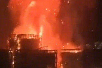 Фотография к новости: Гонконгтегі өрт әлі толық сөнбеді, қаза тапқандар саны 65-ке жетті