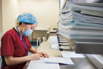 Фотография к новости: Дәрігерлердің ауыр халдегі науқастардың құқықтарын бұзу фактілері анықталды