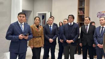 Фотография к новости: Алматылық жастар орталығы Қырғызстан өкілдерінің қызығушылығын тудырды