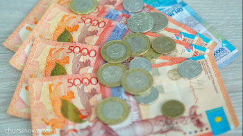 Фотография к новости: Тағы бір сала оқытушылары 140 мың теңге ғана табады: Министрлік мәселені шешуді ұсынды