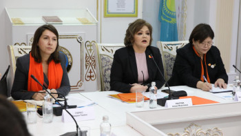 Фотография к новости: "16 күн зорлық-зомбылықсыз" акциясы аясында дөңгелек үстел өтті