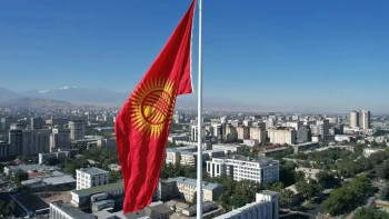 Фотография к новости: Қырғызстандағы парламент сайлауы: "Тыныштық күні" басталды