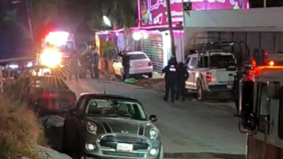 Мексикада барға қарулы шабуылдан алты адам қаза тапты