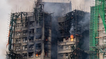 Фотография к новости: Гонконгтағы тұрғын үйдегі өрттен қаза тапқандар саны 140-тан асты