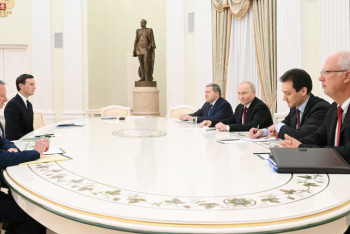 Фотография к новости: Путин АҚШ өкілдерімен Украинадағы бейбіт жоспарды талқылады