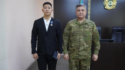 Өрт кезінде адамдарды құтқарған жастар марапатталды