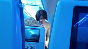 Фотография к новости: "Орнымнан тұрып, жүгіріп бардым": Денсаулық сақтау министрі ұшақтағы оқиға туралы айтты