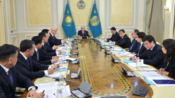 Фотография к новости: Тариф, инвестиция, монополия: Тоқаев авиация саласындағы былықтардың бетін ашты