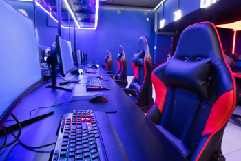 Фотография к новости: 81 млн теңге шығын: компьютерлік клубты қасақана өртеген ер адам сотталды