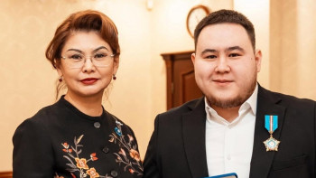 Фотография к новости: Қазақстандық Грэмми жеңімпазы Иманбек «Құрмет» орденімен марапатталды