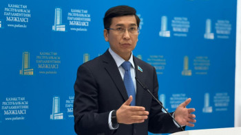 Фотография к новости: Аймағамбетов оқушылар мен мұғалімдерге ұнайтын өзгеріс туралы айтты