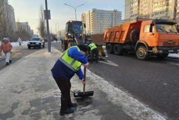 Фотография к новости: Таза қала тынысы: Жол жұмысшыларының бір күні