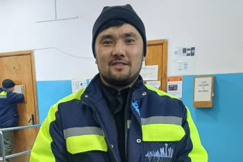 Фотография к новости: Тазалықтың тірегі: Арнайы техниканы тізгіндеген еңбек адамы