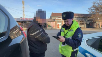 Фотография к новости: Оралда жол ережесін 44 рет бұзған жүргізуші ұсталды