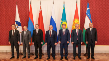 Фотография к новости: Бектенов Еуразиялық үкіметаралық кеңестің отырысына қатысты