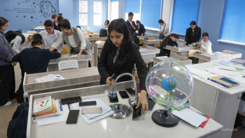 Фотография к новости: Сабақ кезінде өрт шықты: Солтүстік Қазақстандағы мектепте мұғалім күйіп қалды