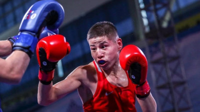 Бокстан әлем чемпионаты: құрама қоржынына екінші алтын түсті