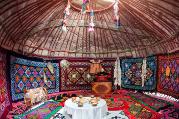 ЮНЕСКО киіз үй жасау және қолдану дәстүрін кеңейтілген аталым ретінде мақұлдады