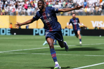 Фотография к новости: ФИФА нұсқасы бойынша жылдың үздік футболшысы атанды