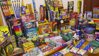 Жаңа жыл түні салют атуға бола ма? ІІМ түсіндірді