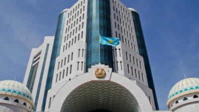 ЛГБТ насихатына тыйым: Сенат заңды бірінші оқылымда мақұлдады