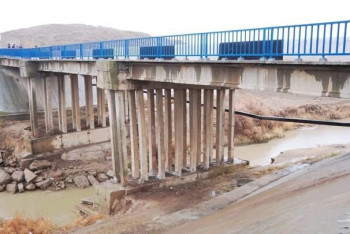 Фотография к новости: Түркістан облысындағы күніне мыңдаған көлік өтетін көпір неден құлады?