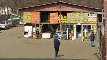 Фотография к новости: Алматыда заңсыз базарды бұзу жұмыстары басталды