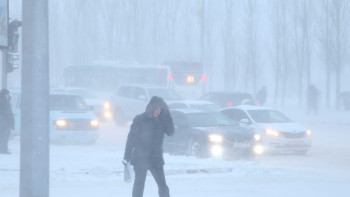 Фотография к новости: Ауа райының бұзылуына байланысты екі облыста жол жабылды