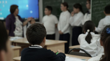 Фотография к новости: Мұғалімдердің үні естілді: Оқу-ағарту министрі шу болған реформаны тоқтатты