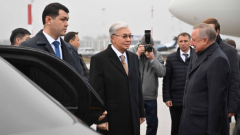 Фотография к новости: Тоқаев Санкт-Петербург қаласына барды