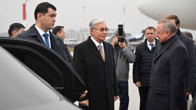 Тоқаев Санкт-Петербург қаласына барды