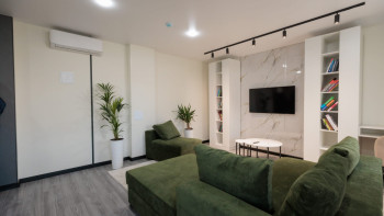 Фотография к новости: Жалдамалы пәтерде тұрып жатқандар үйлерін босатады – әкім жауап берді