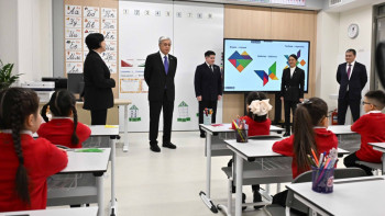 Фотография к новости: New Generation School Astana: Президент білім беру мекемесінің жұмысымен танысты