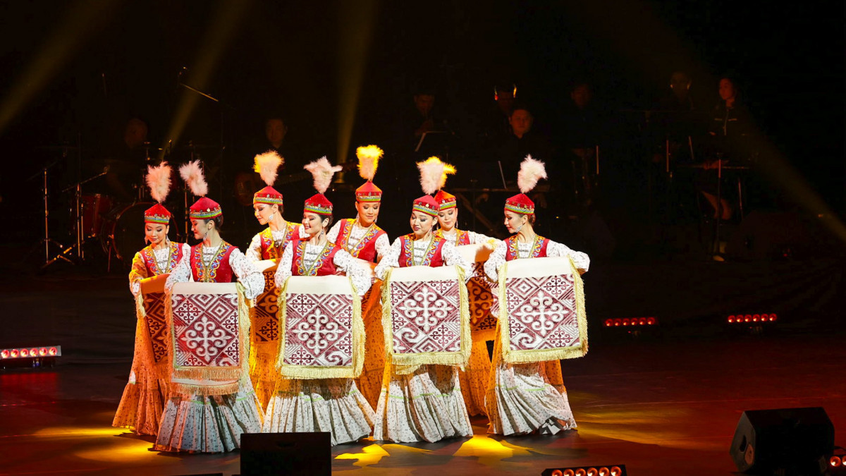  Арман Мухатов  - архив